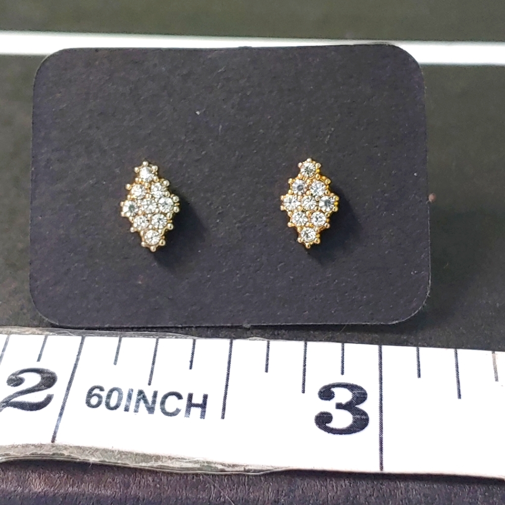$4 Gold Toned Sparkling Diamond Shaped Stud Earrings